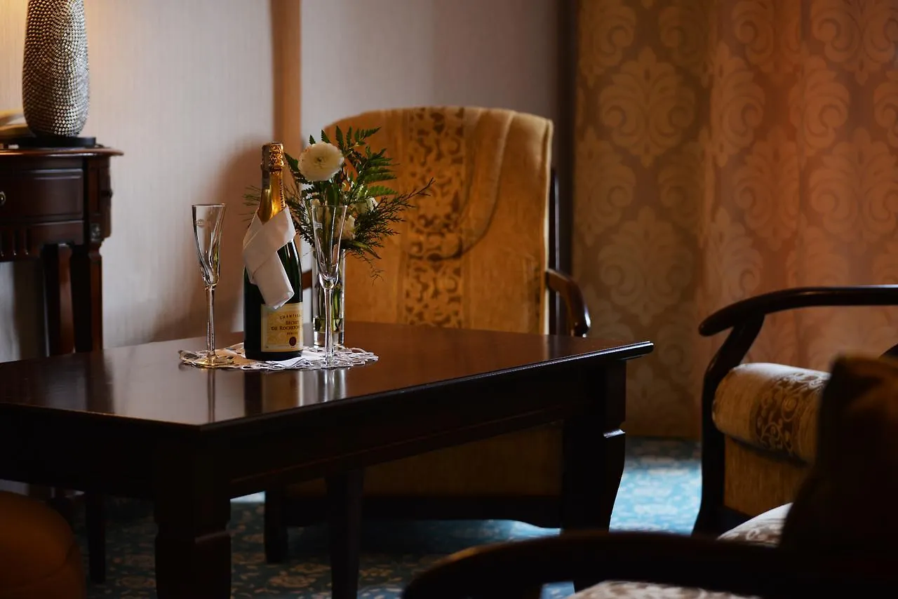 Hotel Europa - Gornicza Strzecha شكلارسكا بوريبا